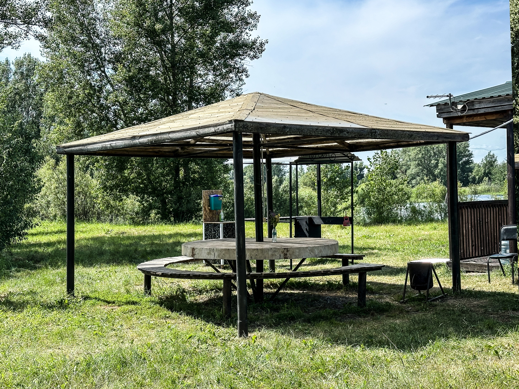 Домик №2 "Сладкий карась" Домик №2 "Сладкий карась"